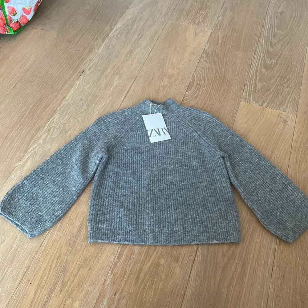 Zara grey gray mock neck sweater bell sleeves silver size 4-5 girls NEW